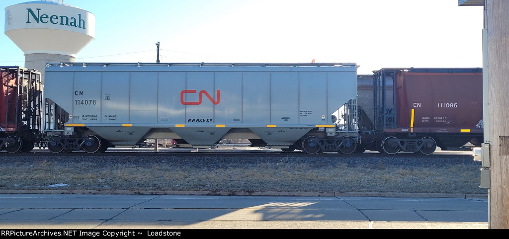 CN 114078